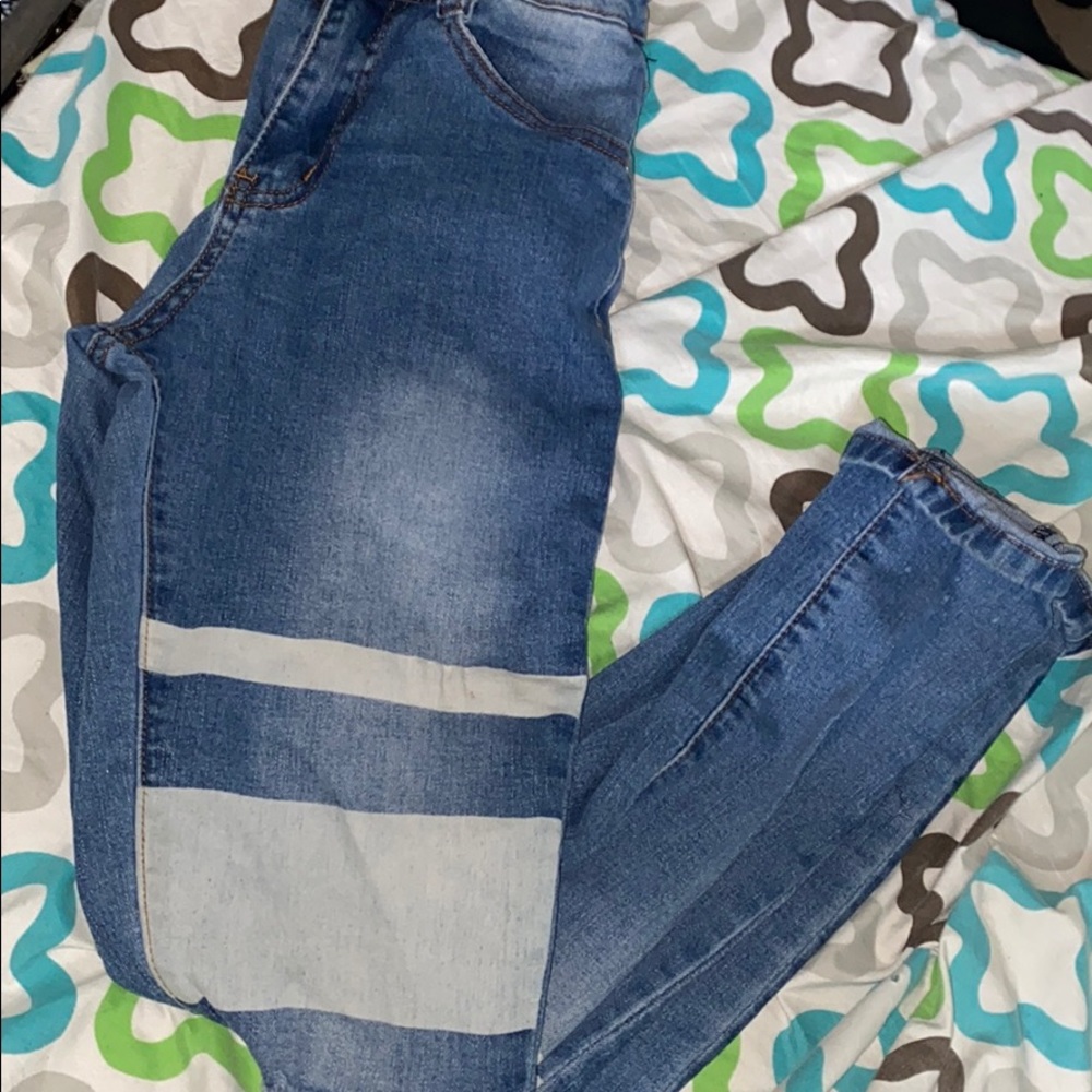 Jeans - Picture 2 of 3